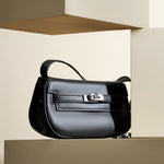 Noir | Sleek Mini Leather Shoulder Bag – Effortless Sophistication - in Black | Arvea Bags