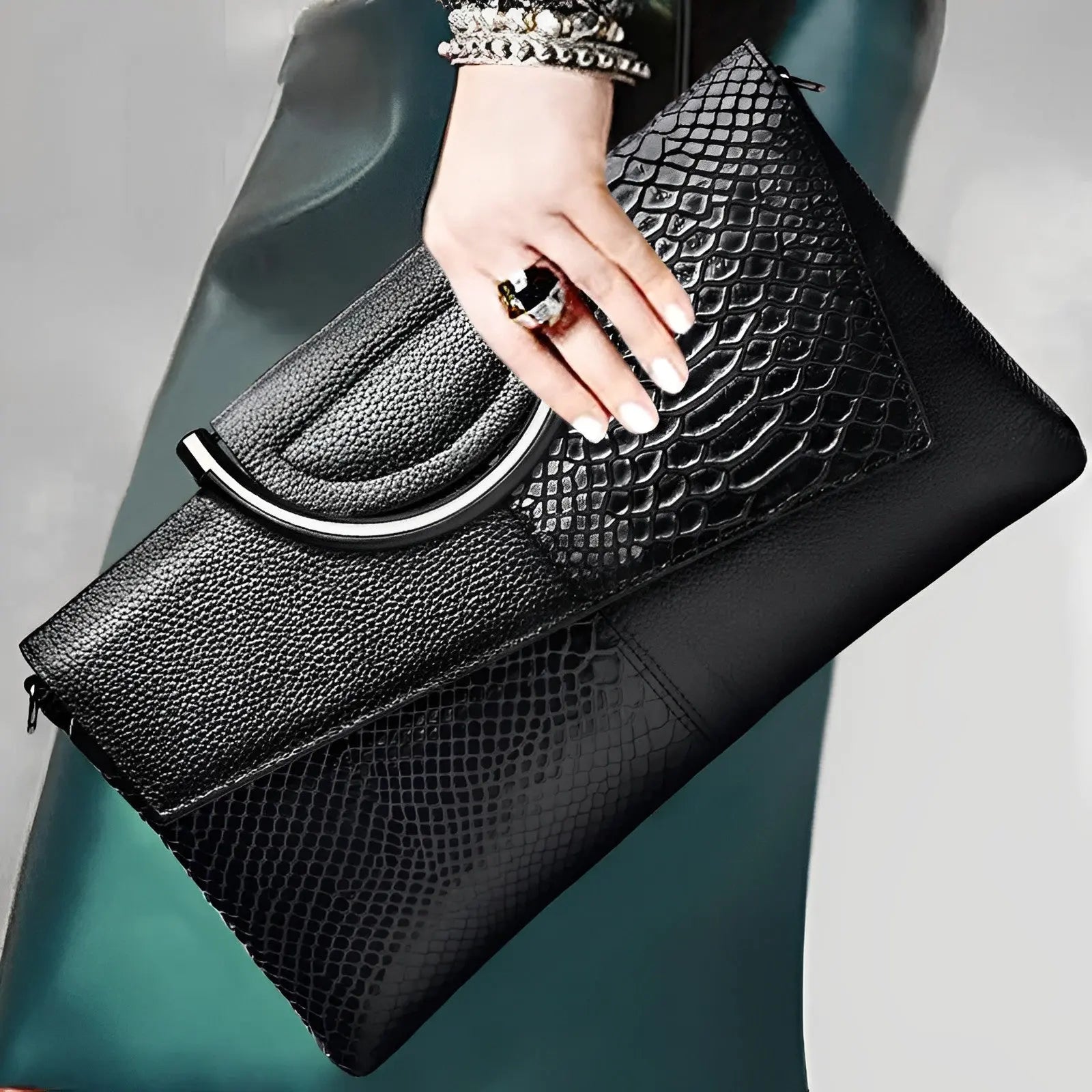Nytheria | Black Textured Leather Handbag – Bold & Sophisticated - in Black | Arvea Bags