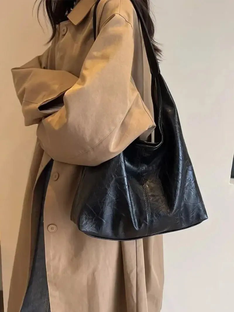 Ravellea | Luxe Black Leather Hobo Bag – Minimal & Chic - in Beige | Arvea Bags