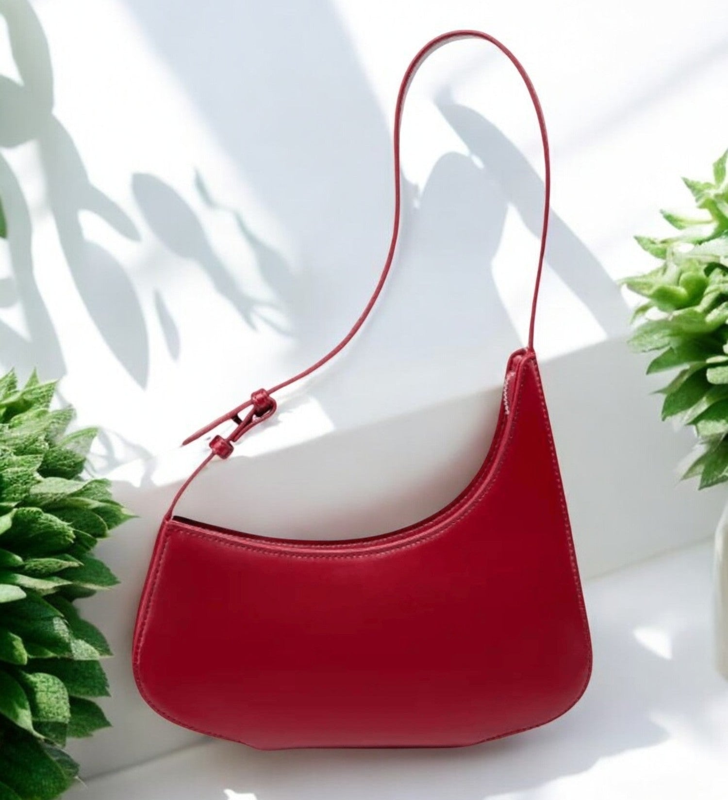 Scarlett | Luxe Red Leather Shoulder Bag – Bold & Chic - in Black | Arvea Bags