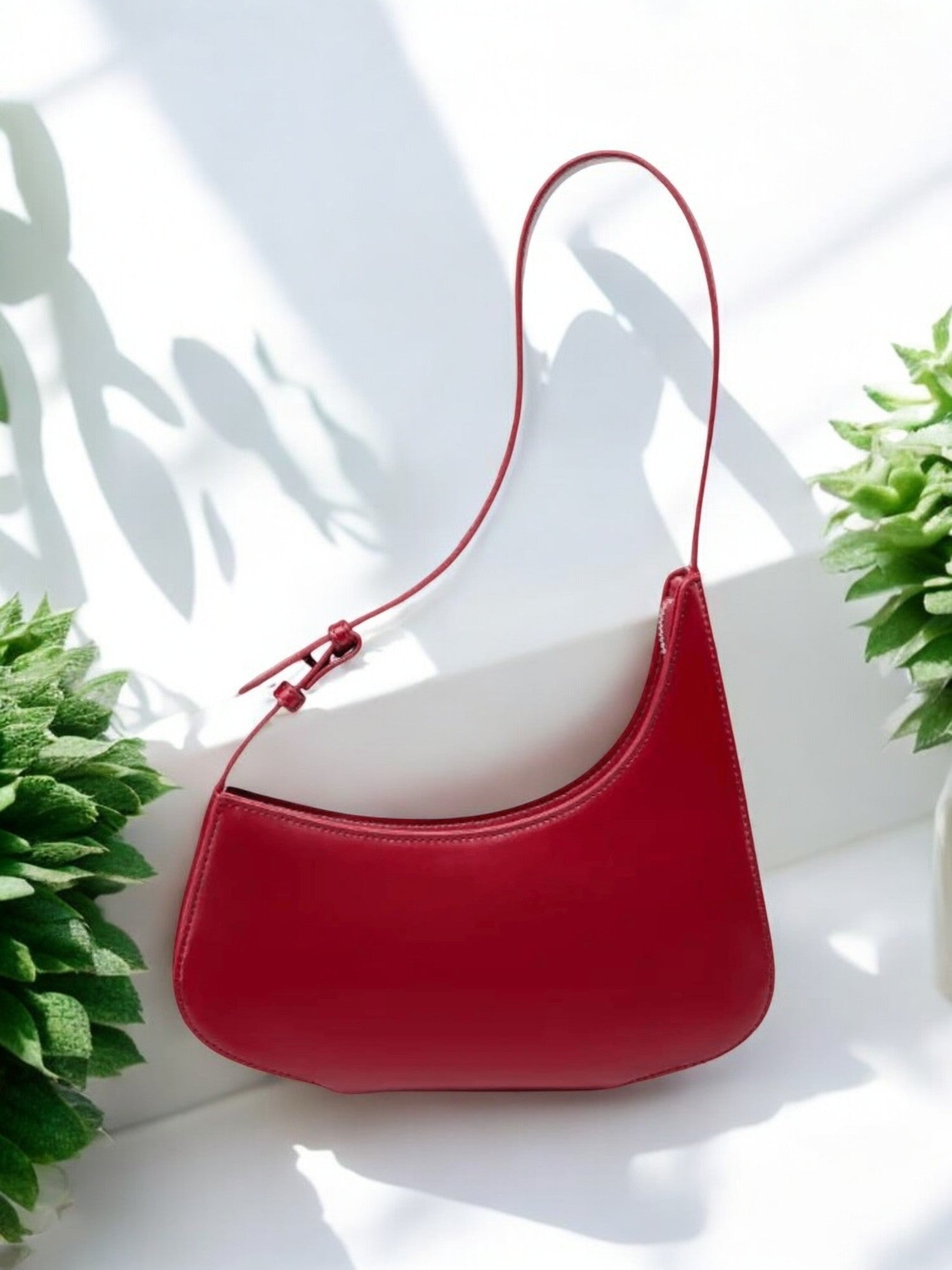 Scarlett | Luxe Red Leather Shoulder Bag – Bold & Chic - in Black | Arvea Bags