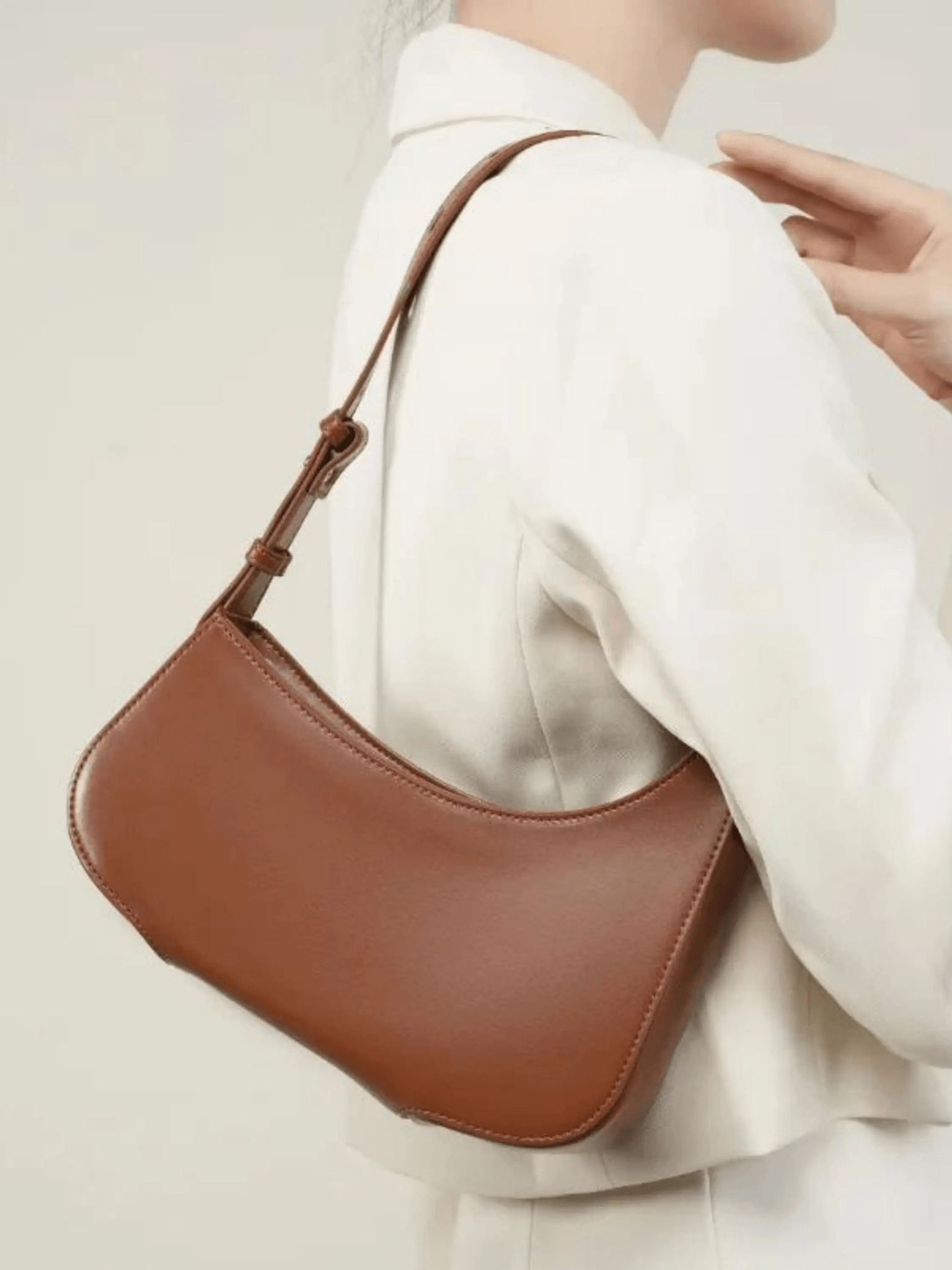 Scarlett | Luxe Red Leather Shoulder Bag – Bold & Chic - in Black | Arvea Bags
