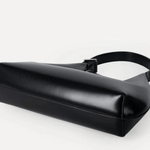 Selene | Luxe Black Leather Shoulder Bag – Sleek & Modern - in Black | Arvea Bags