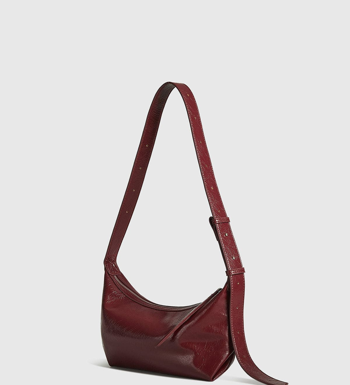 Semmie | Minimalist Burgundy Leather Shoulder Bag – Sleek & Contemporary - in Wine Red | Arvea Bags