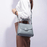 Skylar | Elegant Structured Leather Handbag with Timeless Appeal - in Black | Arvea Bags