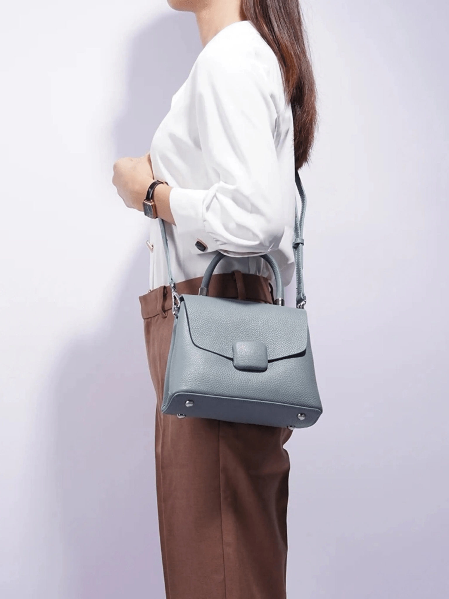 Skylar | Elegant Structured Leather Handbag with Timeless Appeal - in Black | Arvea Bags