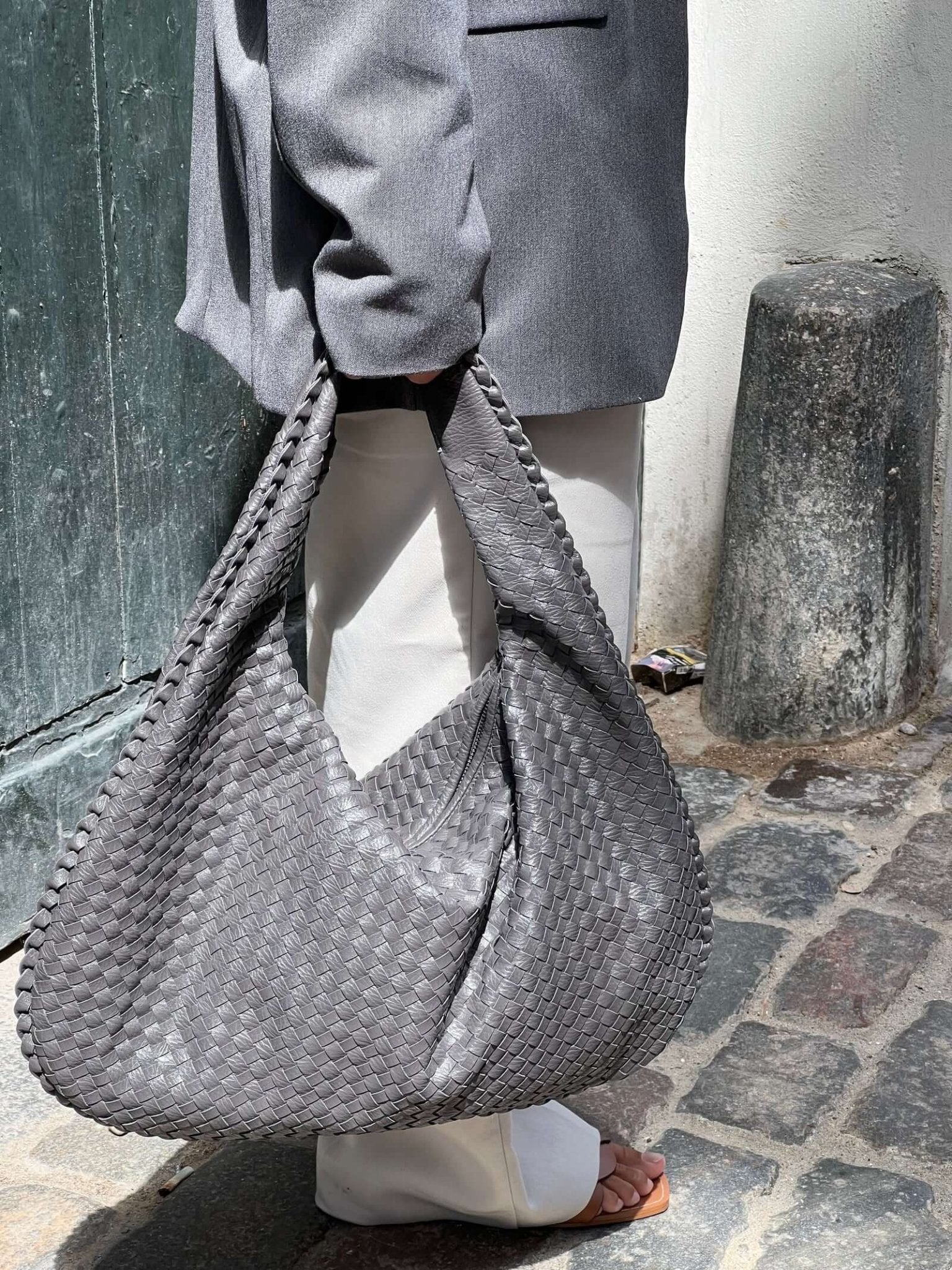 Soft Woven Shoulder Bag – Minimalist Hobo Design in Vegan Leather - in Dark Brown | Arvea Bags