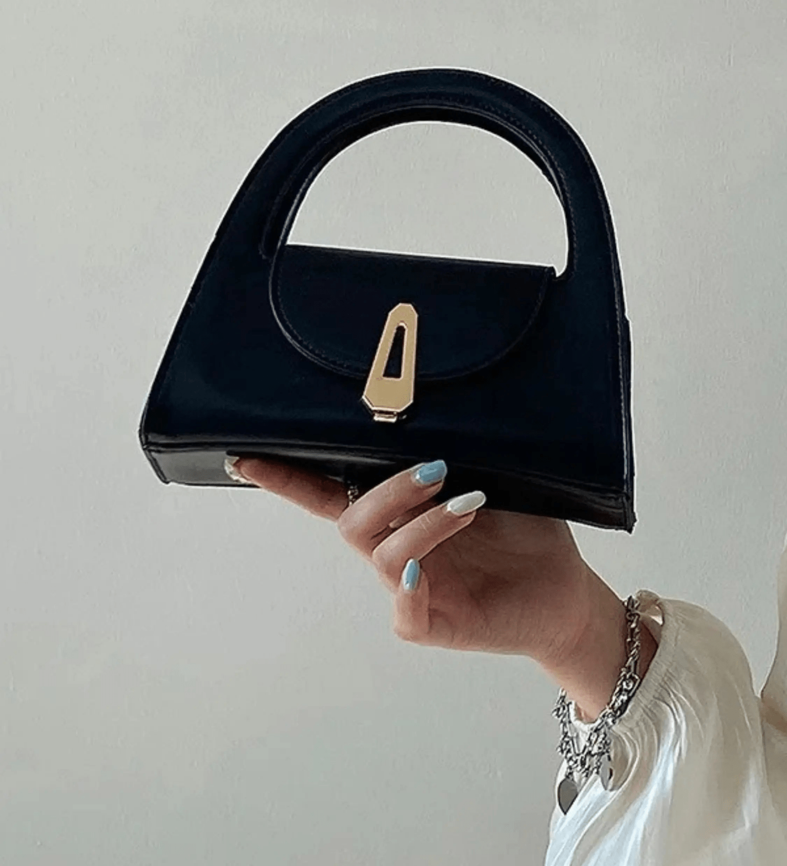 Solvienne | Black Leather Mini Handbag – Chic & Timeless - in Black | Arvea Bags