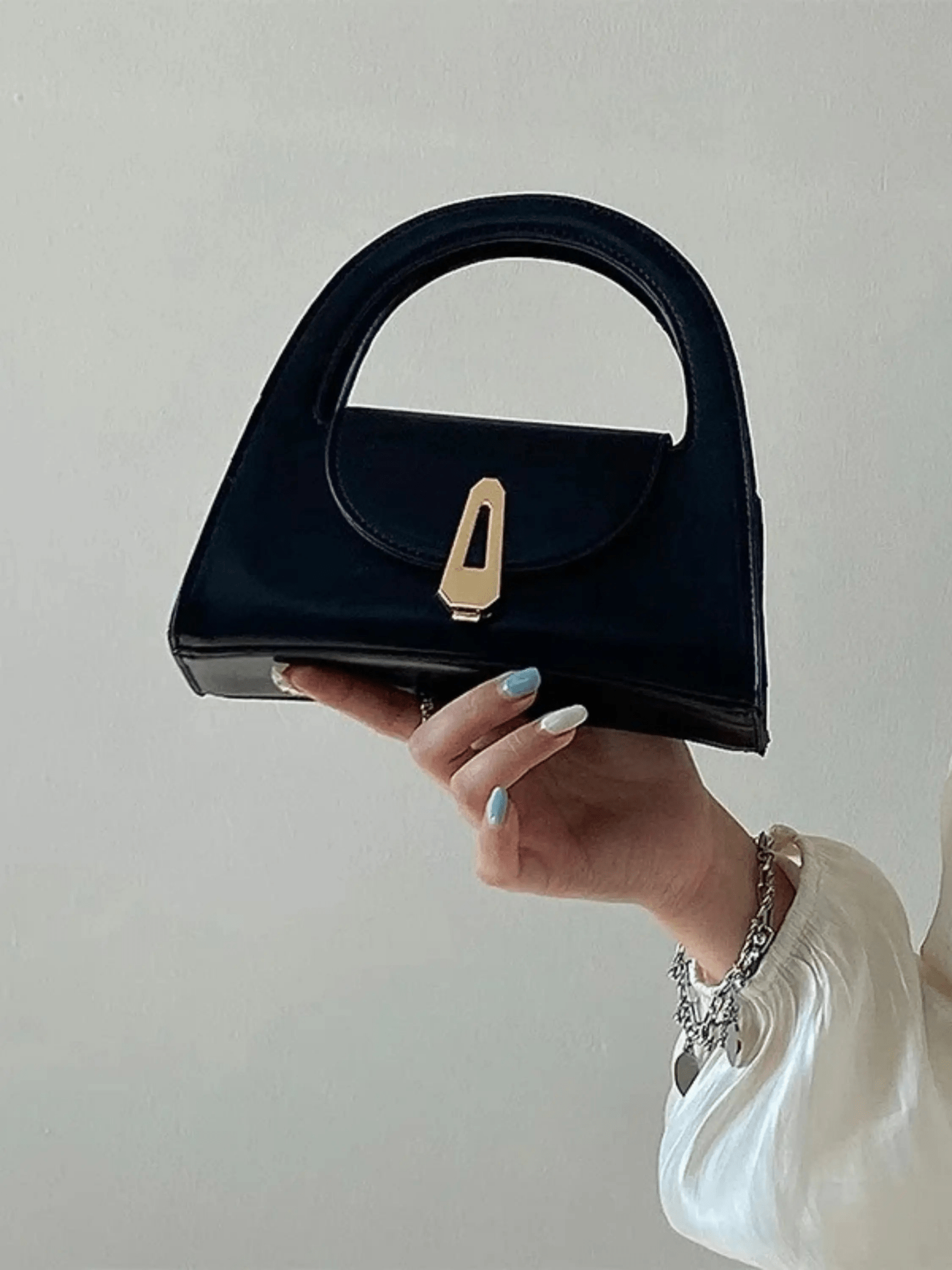 Solvienne | Black Leather Mini Handbag – Chic & Timeless - in Black | Arvea Bags