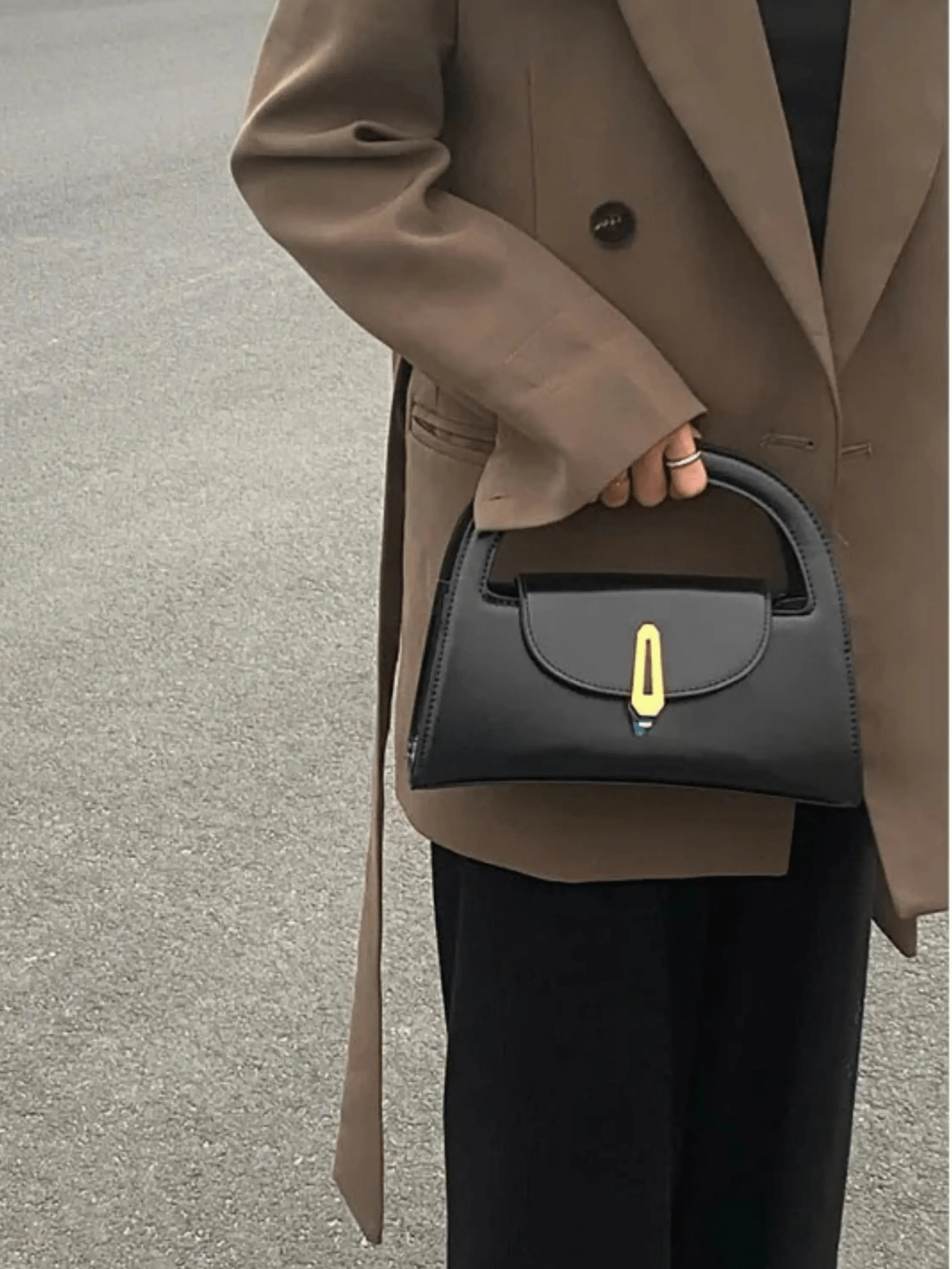 Solvienne | Black Leather Mini Handbag – Chic & Timeless - in Black | Arvea Bags