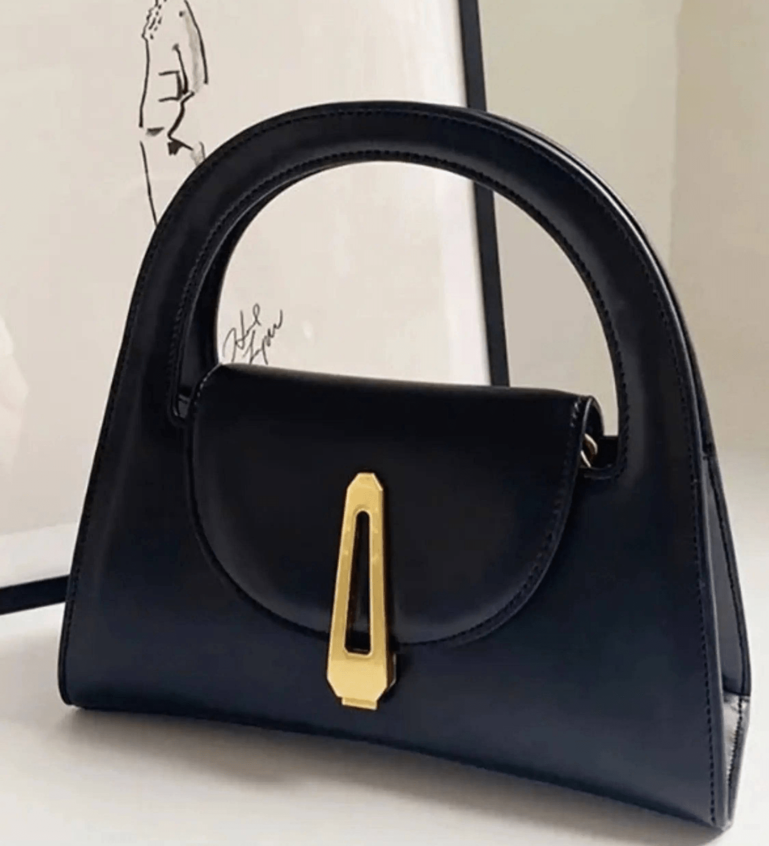Solvienne | Black Leather Mini Handbag – Chic & Timeless - in Black | Arvea Bags