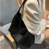 Sorvessa | Black Woven Leather Shoulder Bag – Elegant & Versatile - in Black | Arvea Bags
