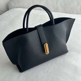 Structured Tote Handbag – Elegant Everyday Shoulder Bag for Work & Outings - in Black | Arvea Bags