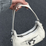 Sylvienne | Luxe White Star - Embellished Shoulder Bag – Playful & Chic - in Light Beige | Arvea Bags
