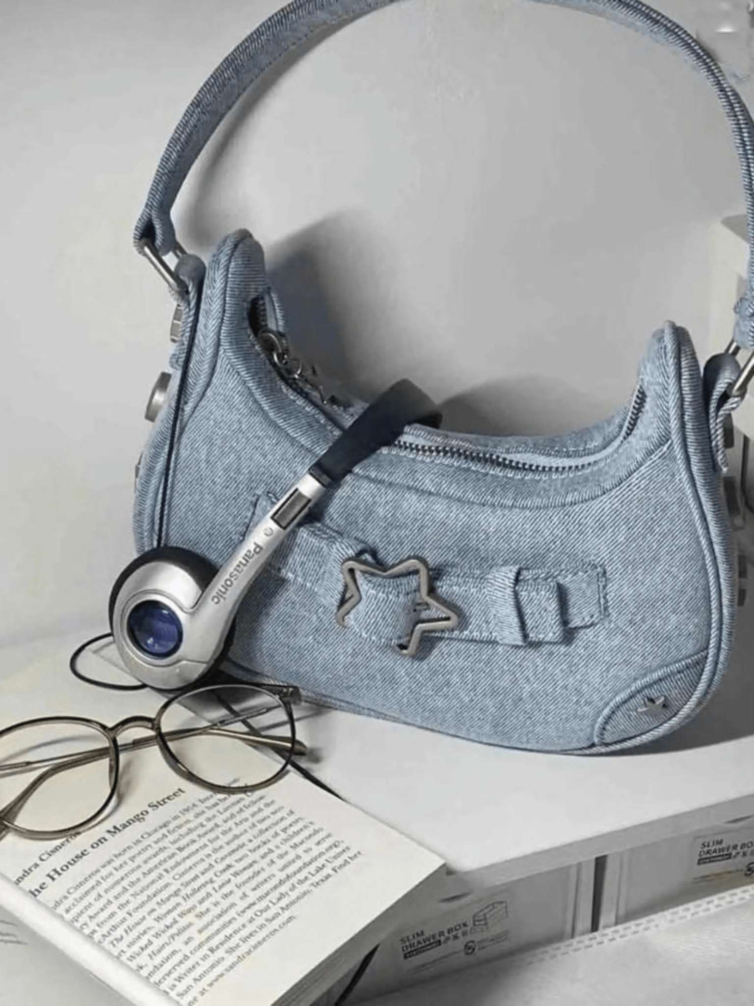 Sylvienne | Luxe White Star - Embellished Shoulder Bag – Playful & Chic - in Teal | Arvea Bags