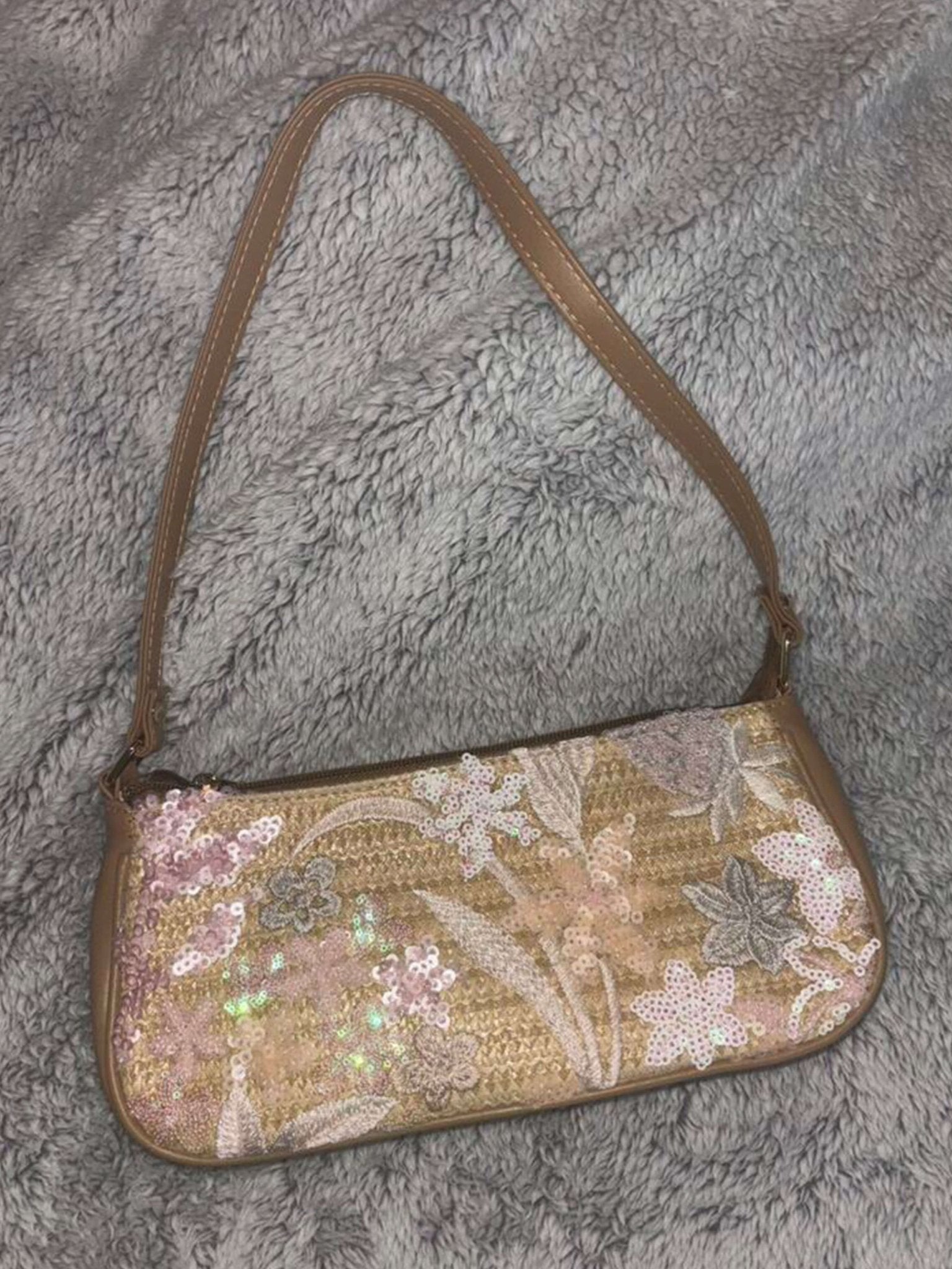 Taylor Sequin Bag – Sparkling Evening Handbag with Sleek Handle - in Blue | Arvea Bags