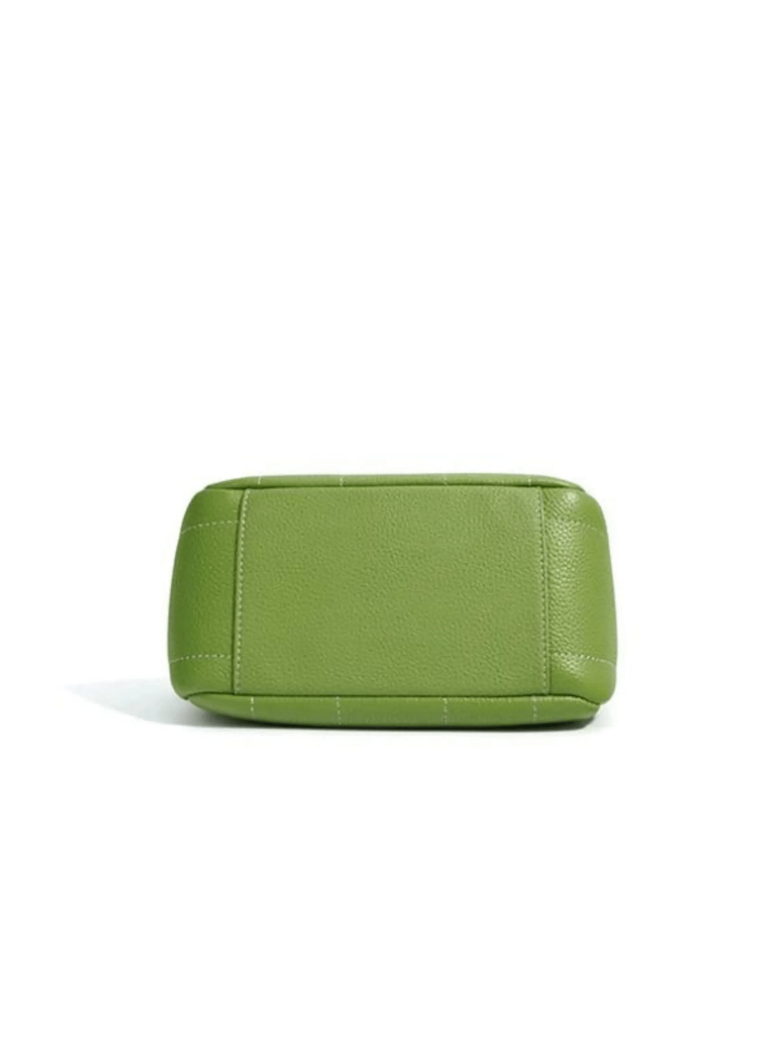 Tessoria | Green Pebbled Leather Tote – Bold & Elegant - in Green | Arvea Bags