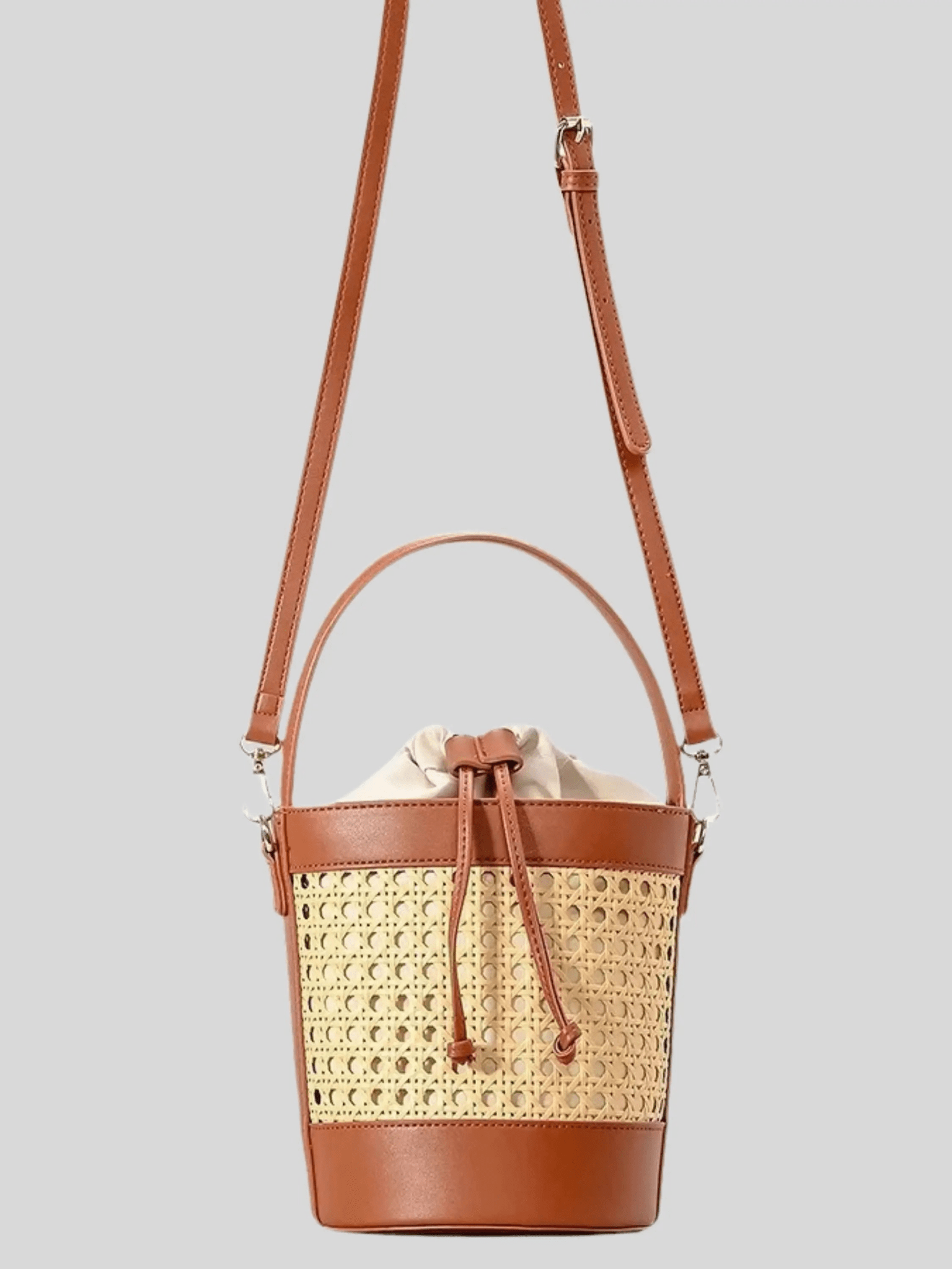 Tzaria | Rattan & Leather Bucket Bag – Boho Chic - in Brown | Arvea Bags