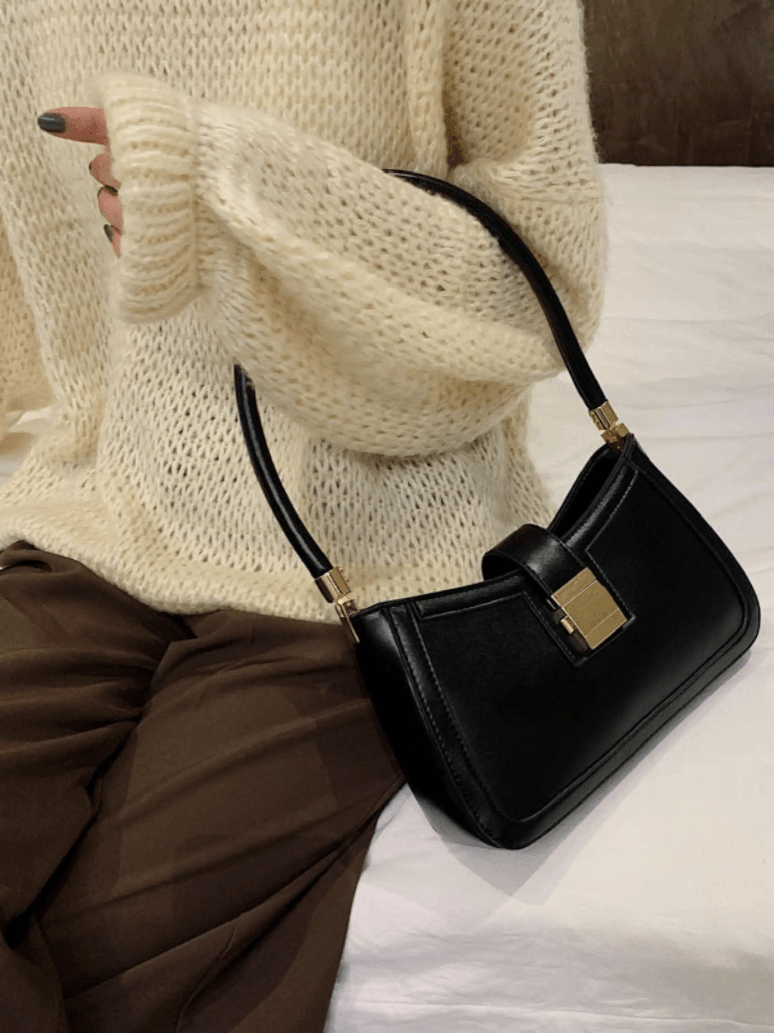 Valencia | Black Luxe Leather Shoulder Bag – Bold & Sophisticated - in Black | Arvea Bags