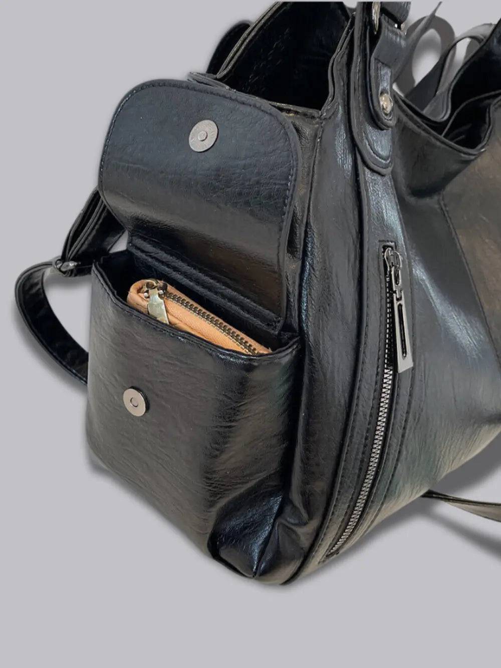 Vicky | Classic Multi - Pocket Shoulder Bag – Stylish & Versatile for Everyday Use - in Black | Arvea Bags