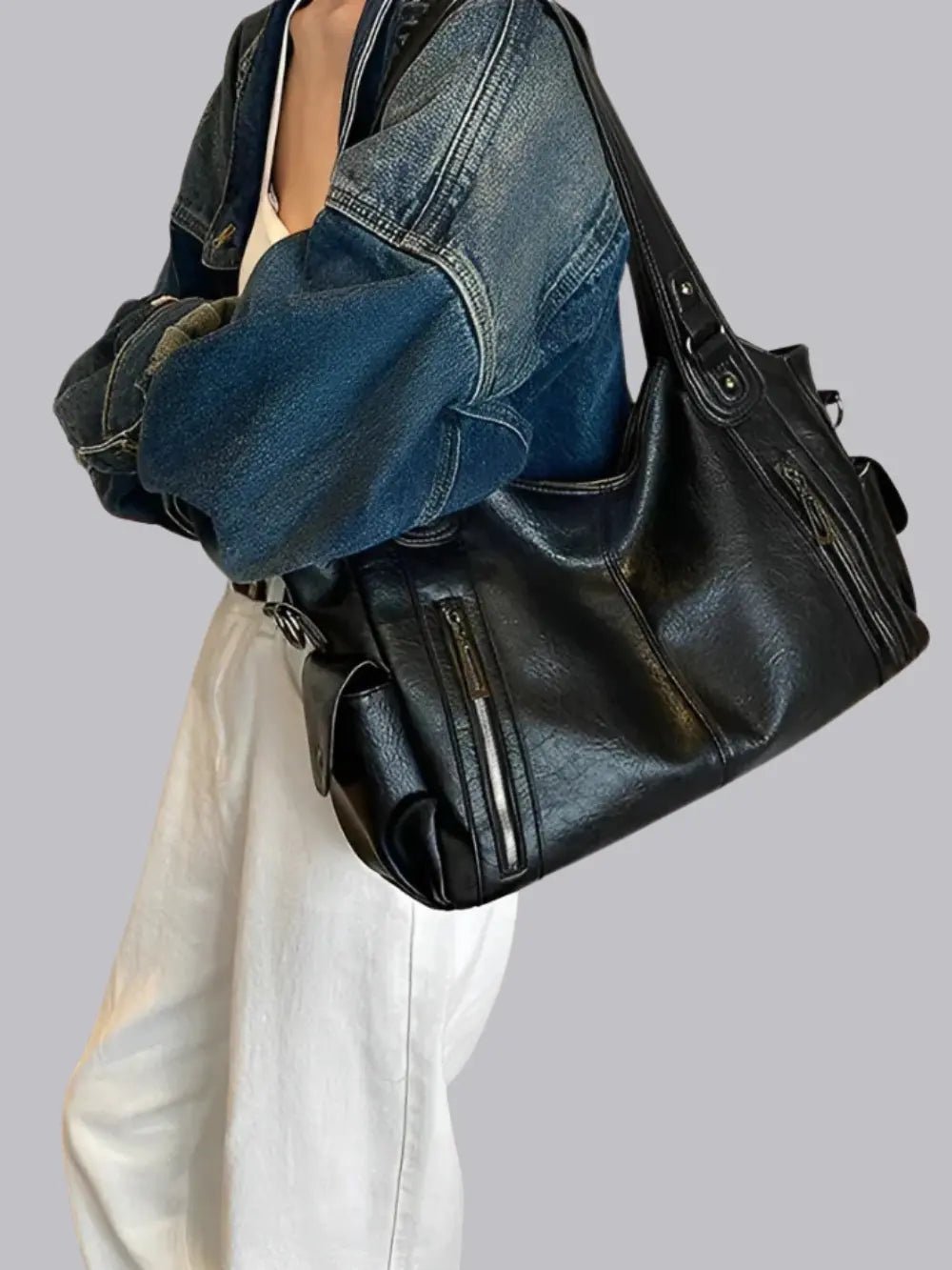 Vicky | Classic Multi - Pocket Shoulder Bag – Stylish & Versatile for Everyday Use - in Black | Arvea Bags