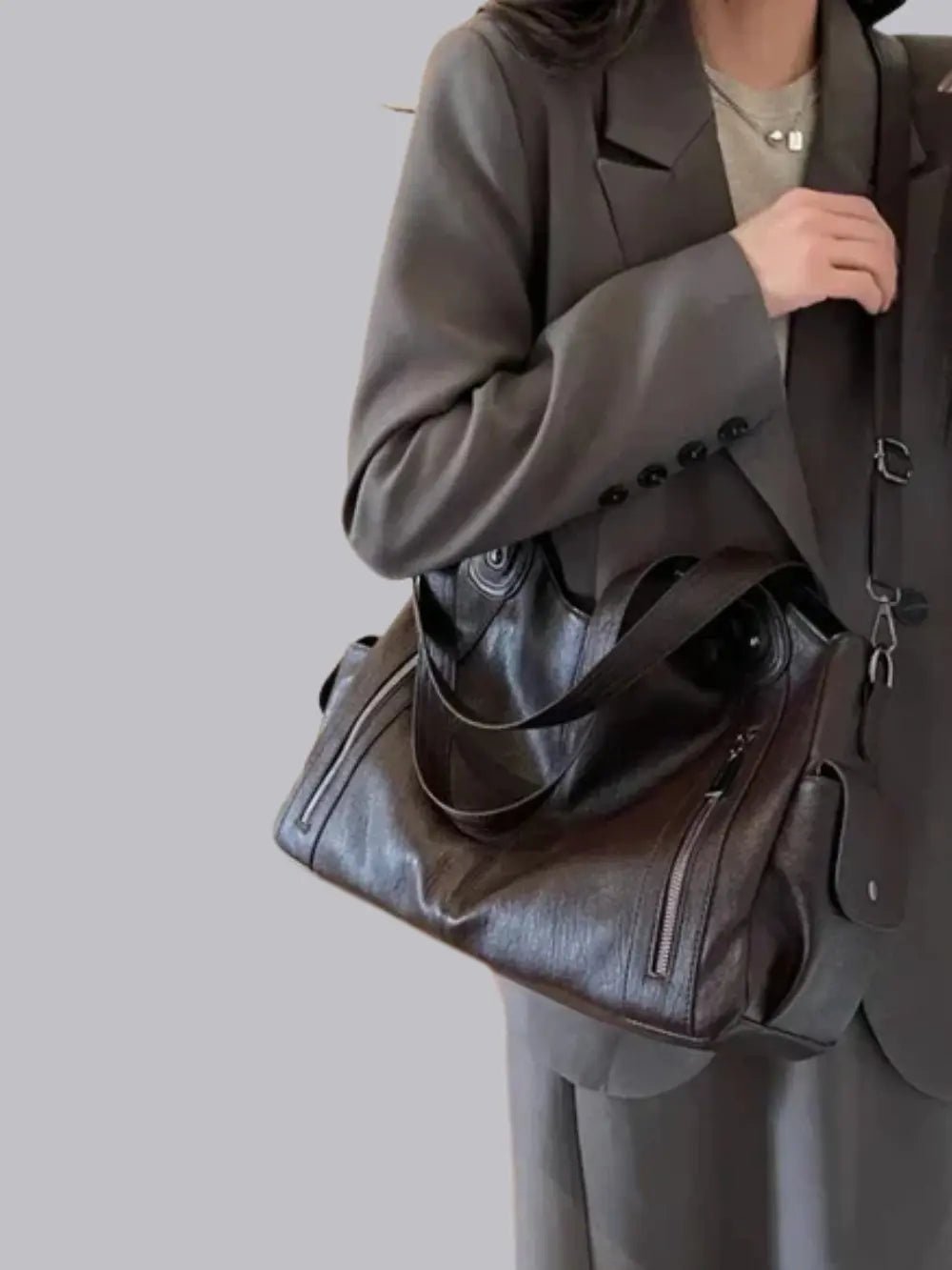 Vicky | Classic Multi - Pocket Shoulder Bag – Stylish & Versatile for Everyday Use - in Coffee | Arvea Bags
