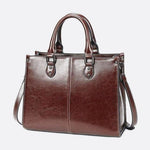Vintage - Style Camel Leather Tote Bag – Professional & Timeless - in Classic Brown | Arvea Bags