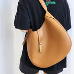 Women’s Vegan Leather Hobo Shoulder Bag - in Tan Brown | Arvea Bags