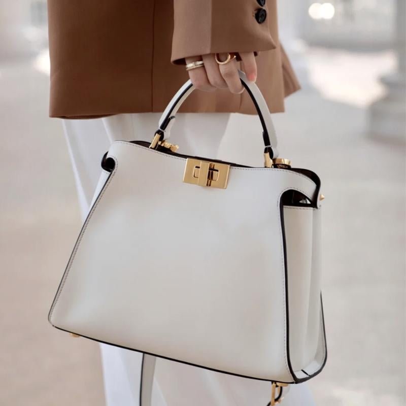Xylora | White Structured Leather Tote – Elegant & Timeless - in Light Beige | Arvea Bags