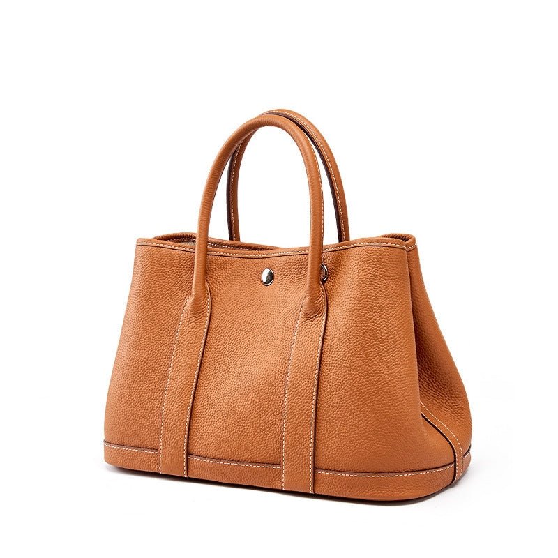 Zelindra | Black Leather Handbag – Classic & Sophisticated - in Brown | Arvea Bags
